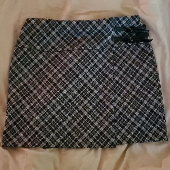 Skirt - Picture 1 of 4